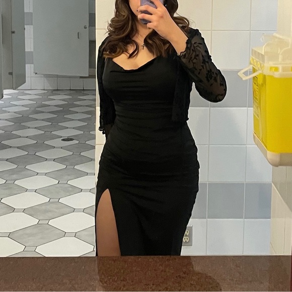 Floral Black Mesh Front Tie Cardigan - Picture 3 of 3